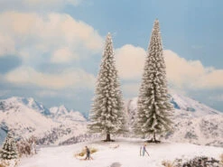 21966 Noch Schneetannen 2 Stück, 18 Und 20 Cm Hoch