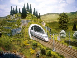 34840 Noch ICE Tunnel-Portal